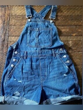 Brand New GAP Denim Short Overalls - Blue (Size XS)